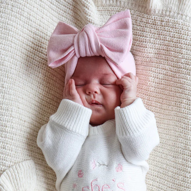 She’s Here Announcement Romper - Strawberry/Milk