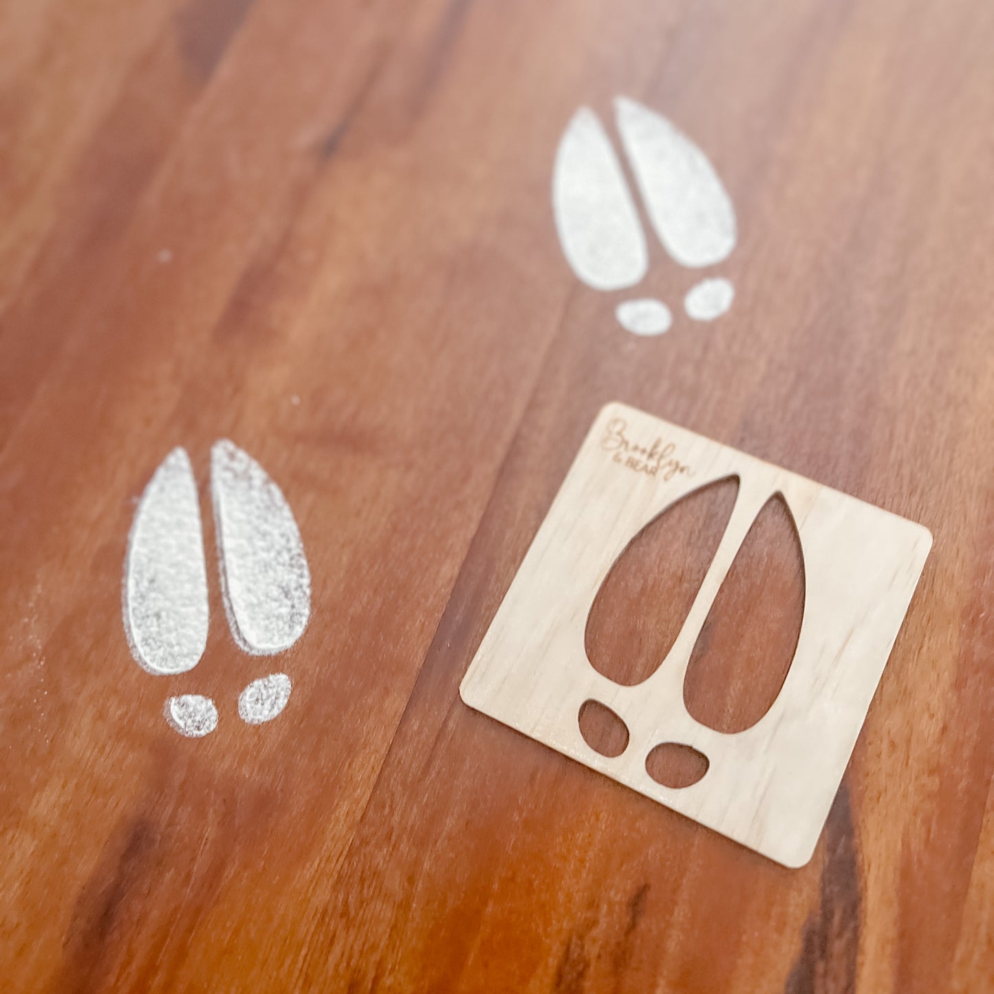 Reindeer Footprint Stencil
