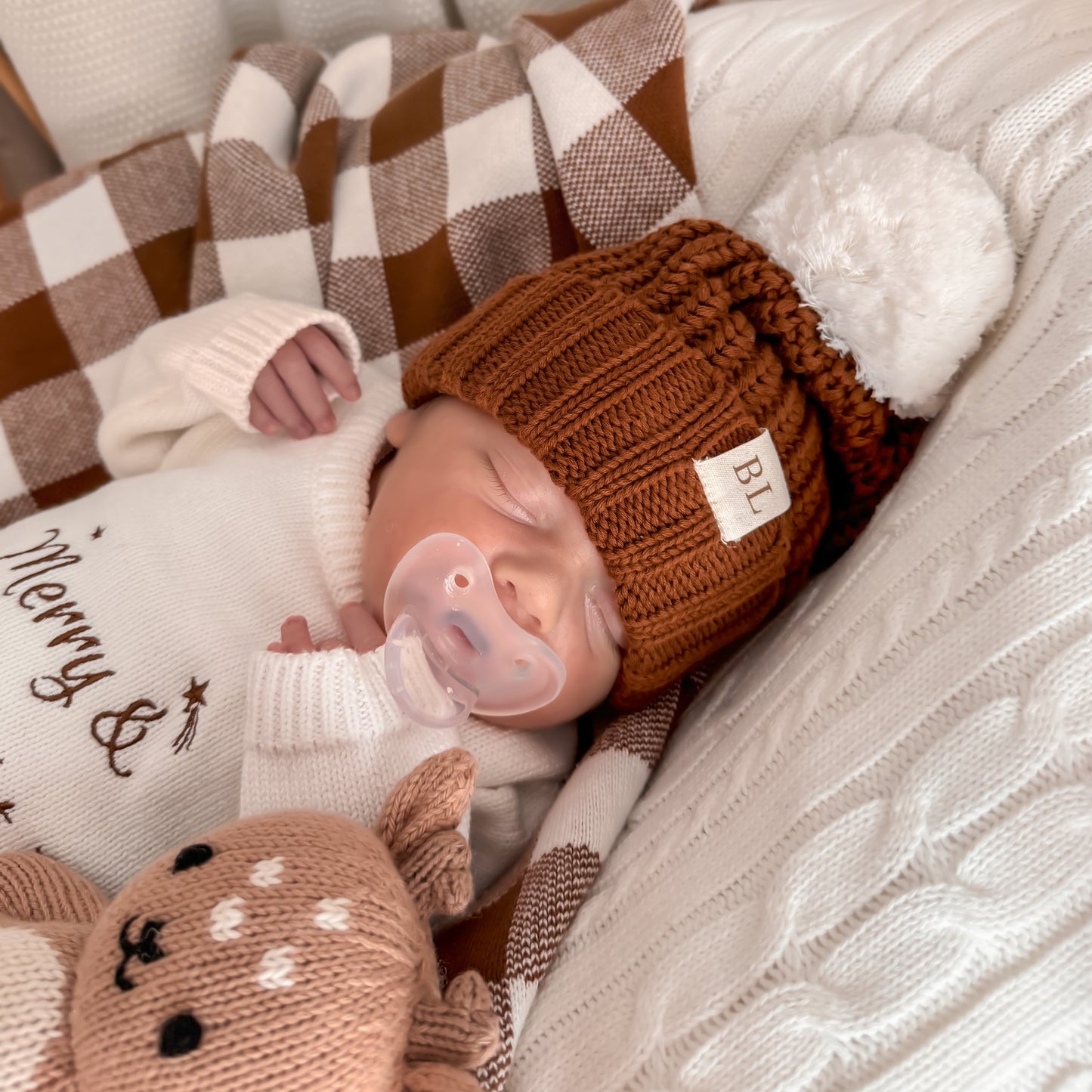 Chunky Knit Beanie - Choc & Marshmallow
