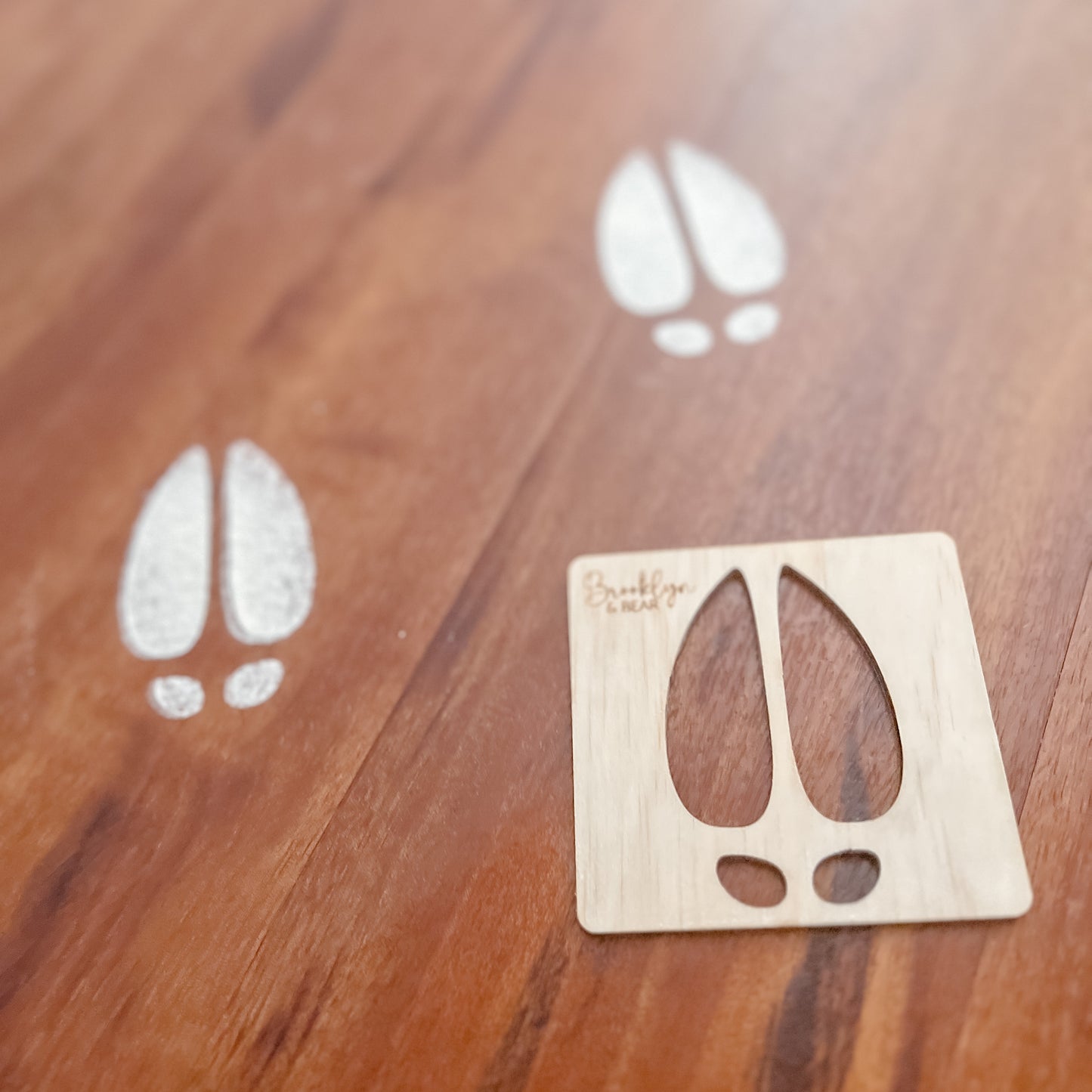 Reindeer Footprint Stencil