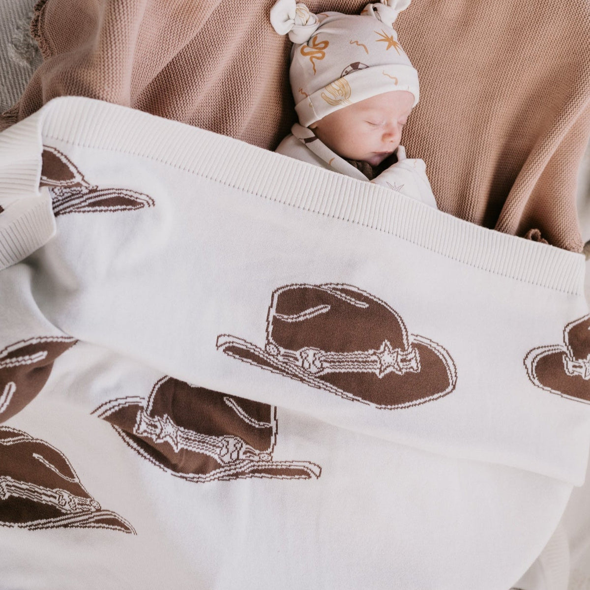 KNIT BLANKET | Cowboy Hats