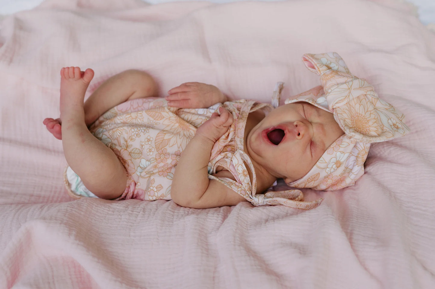 Oversized Topknot - Pastel Bloom JERSEY