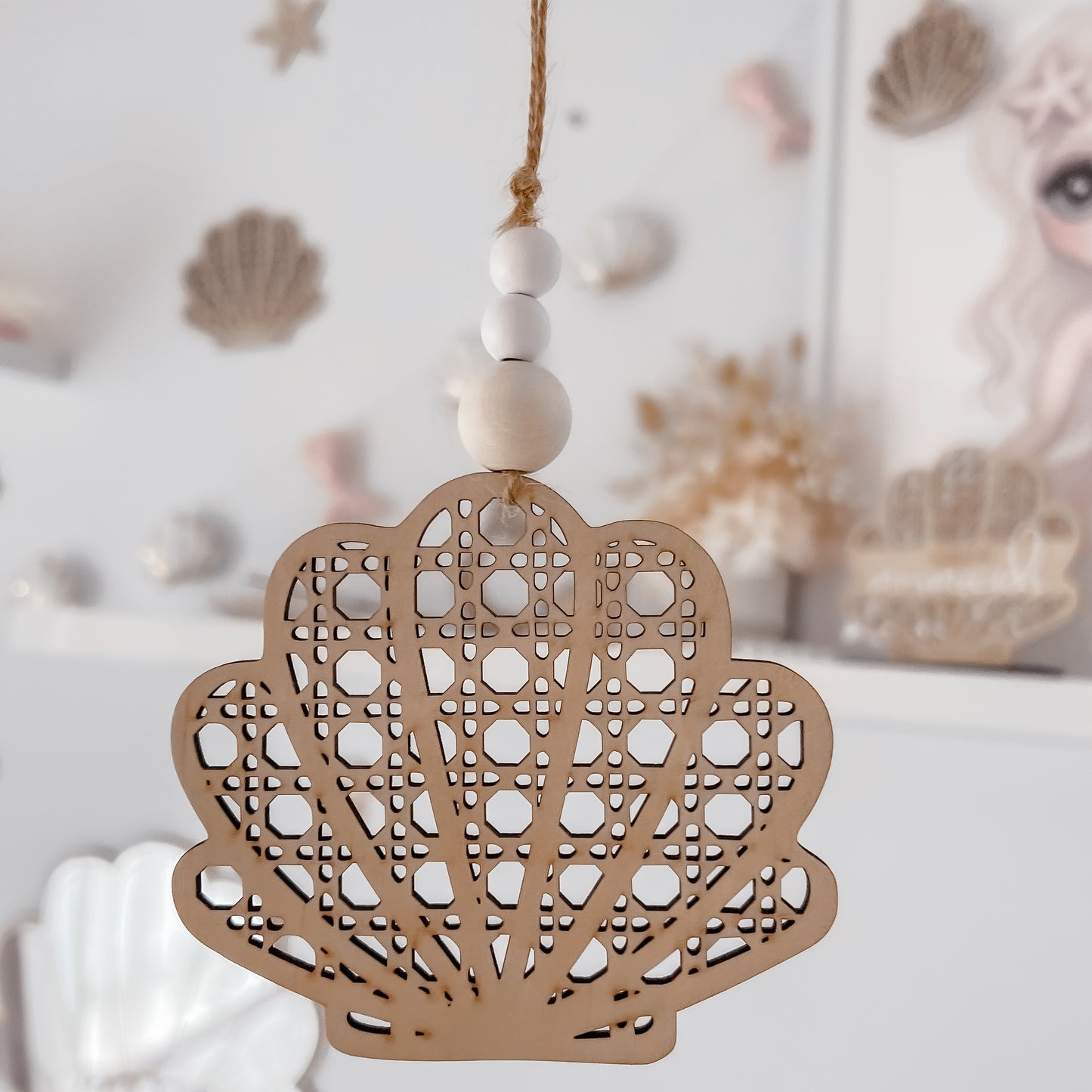 Wooden Rattan Look Wall Decors - Seashells