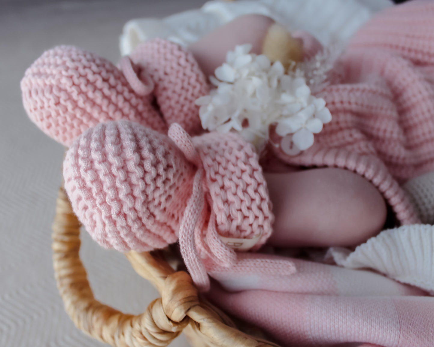 Knit Booties - Strawberry