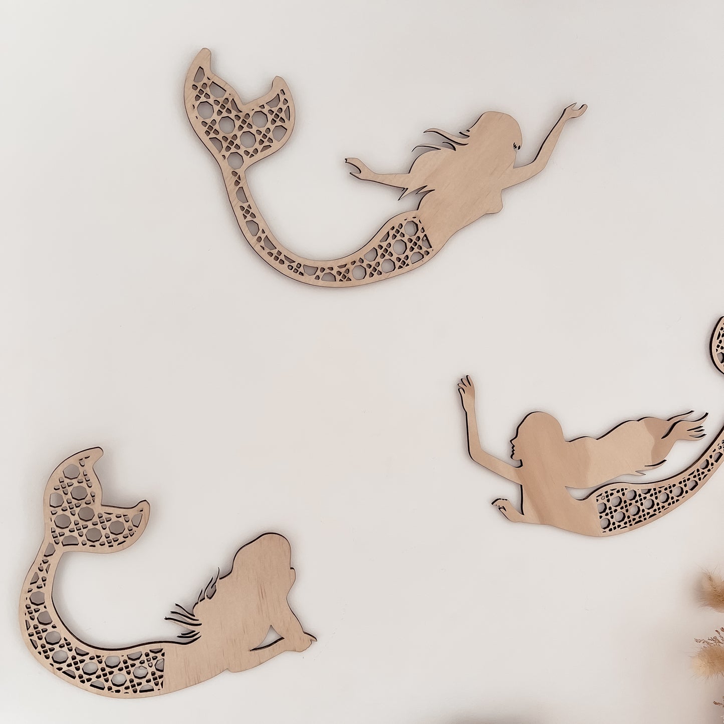 Wooden Rattan Look Wall Decors - Mermaids