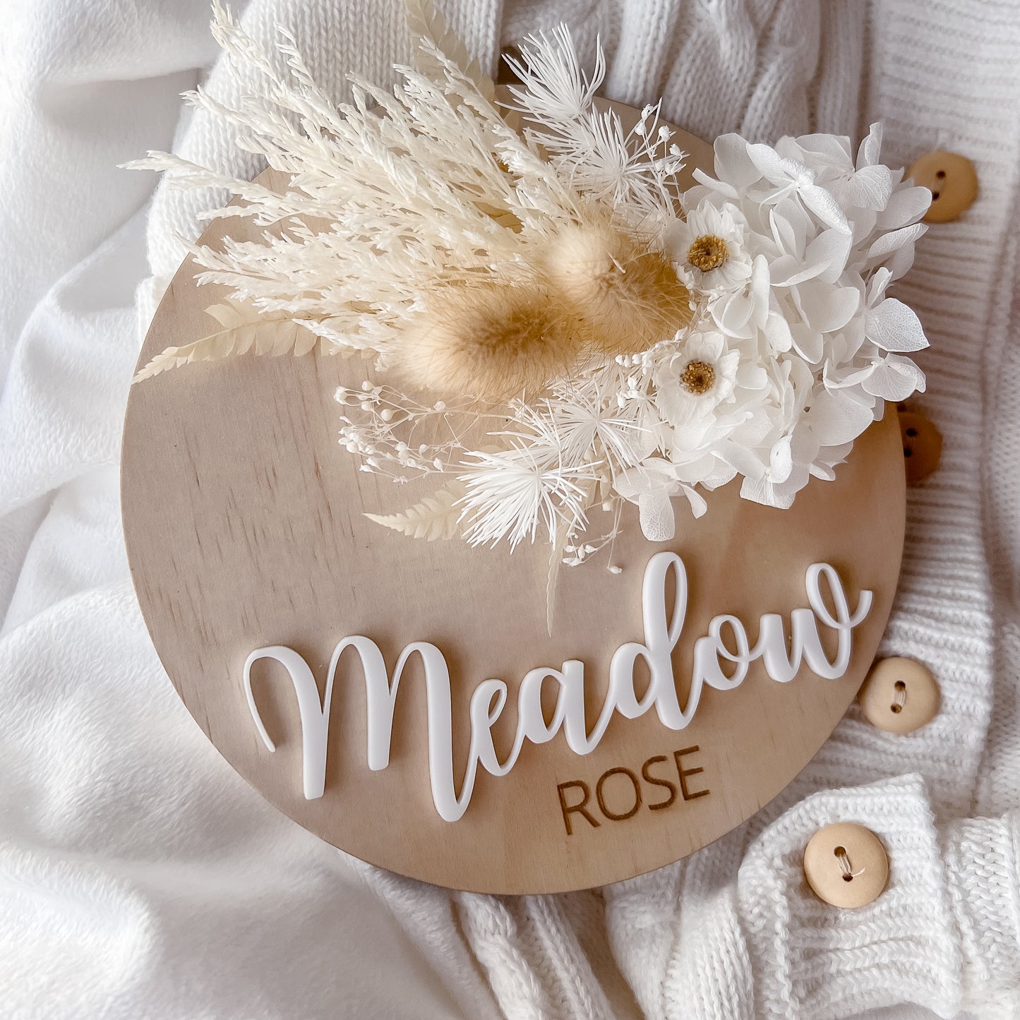 Wooden Name Plaque w/ dried flowers (Round)