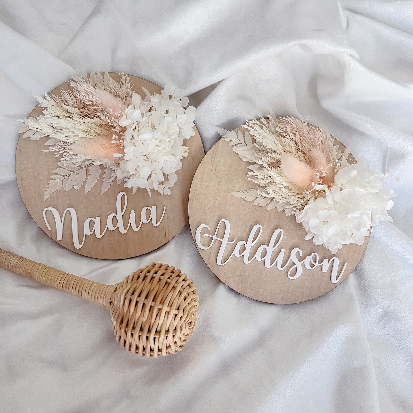 Wooden Name Plaque w/ dried flowers (Round)