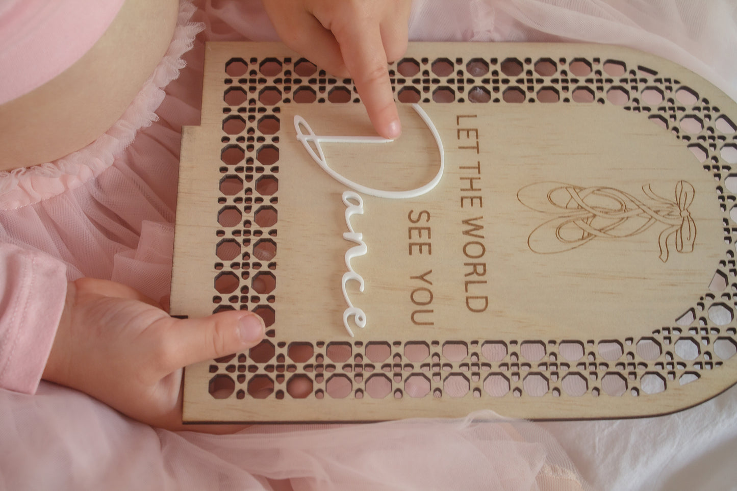 Wooden Rattan Look Decor - Ballet Theme