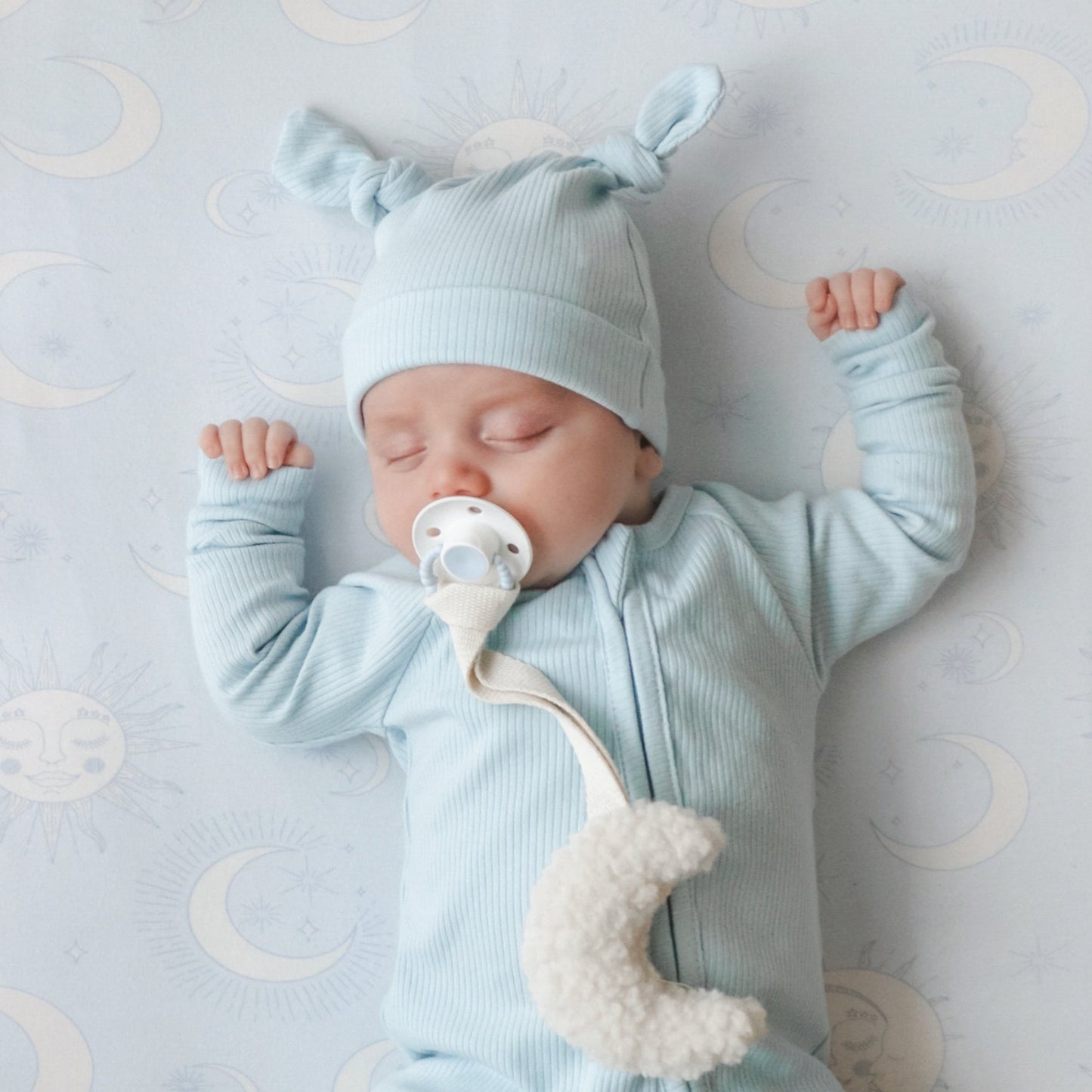 Double Knot Beanie - Blue Ribbed