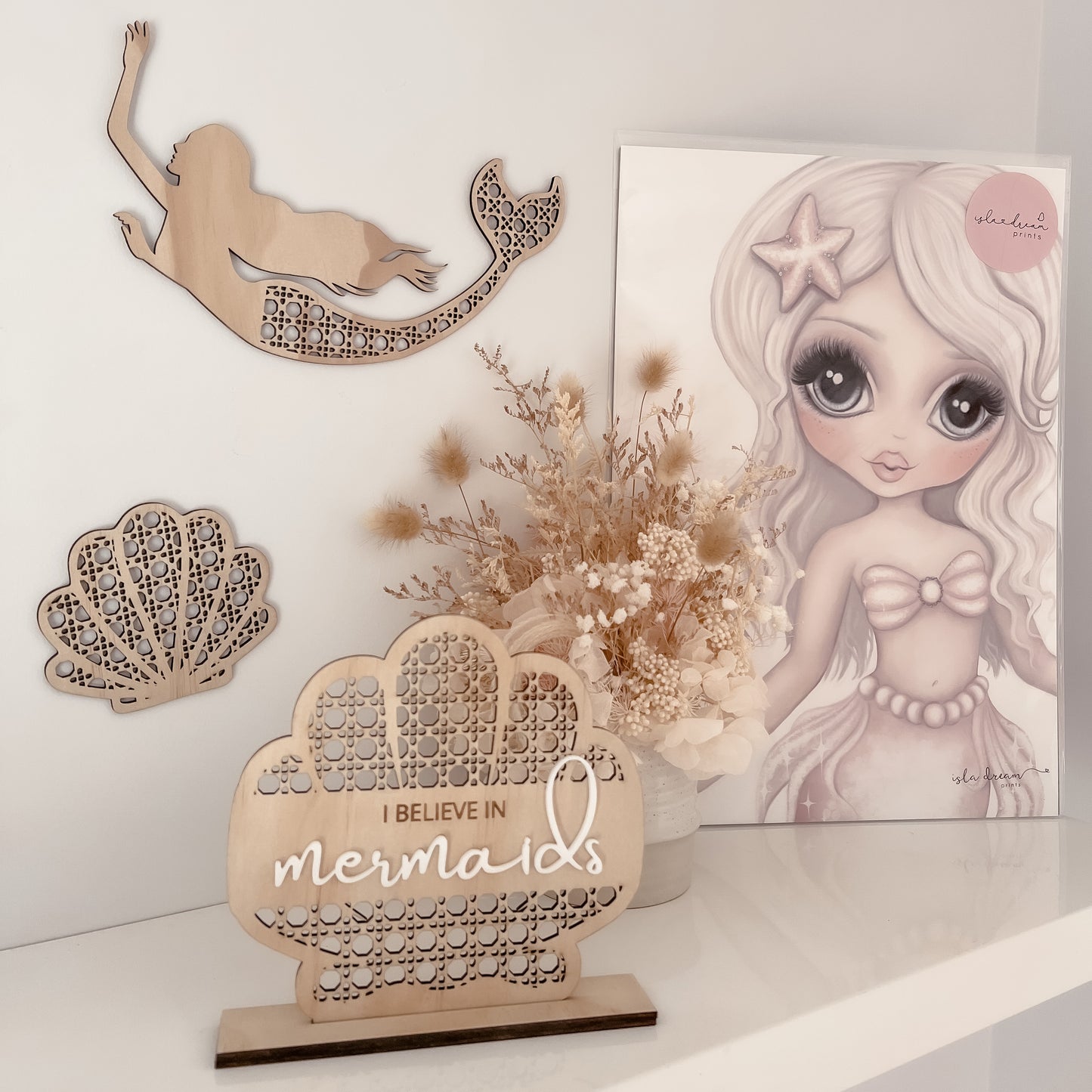 Wooden Rattan Look Wall Decors - Seashells
