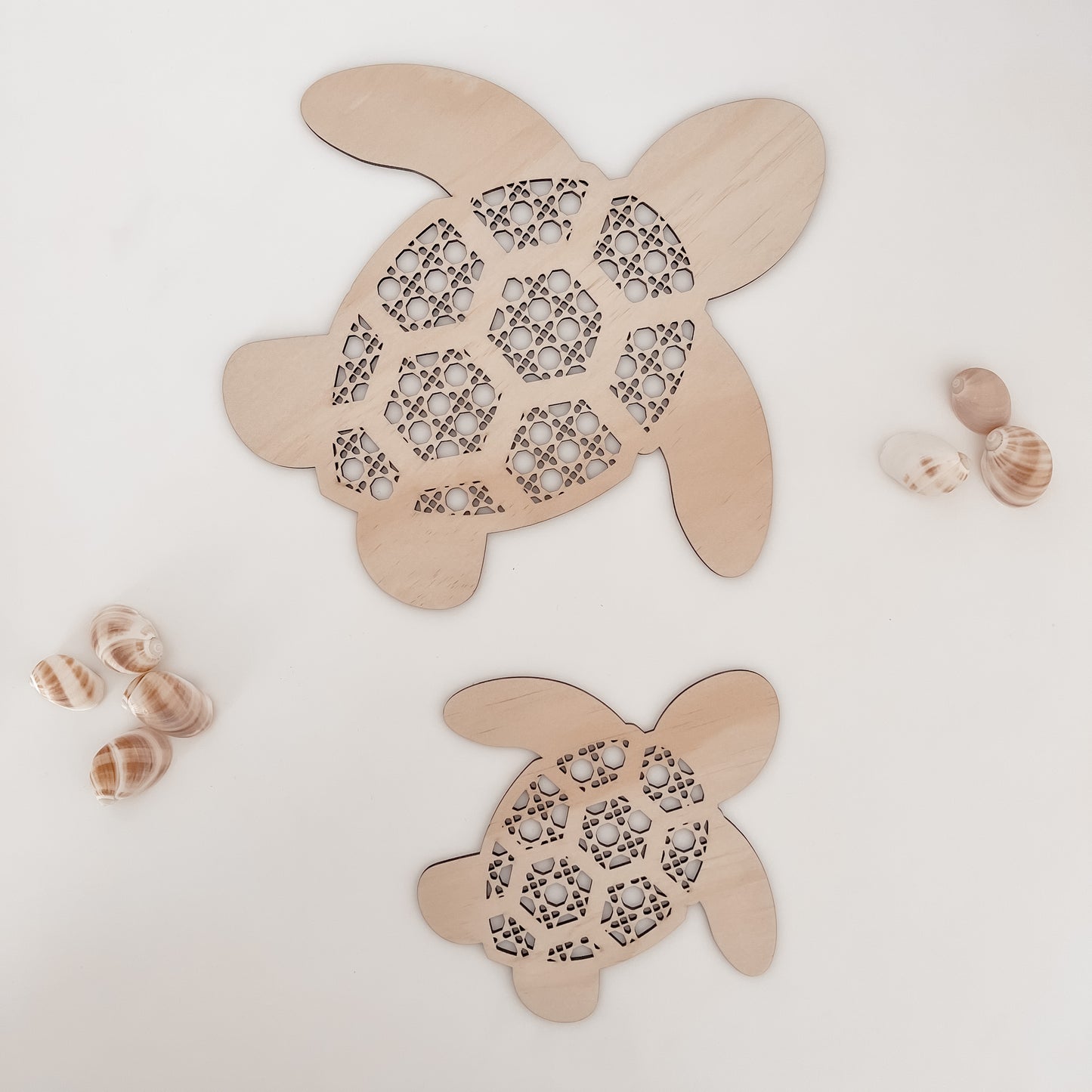 Wooden Rattan Look Wall Decor - Turtles