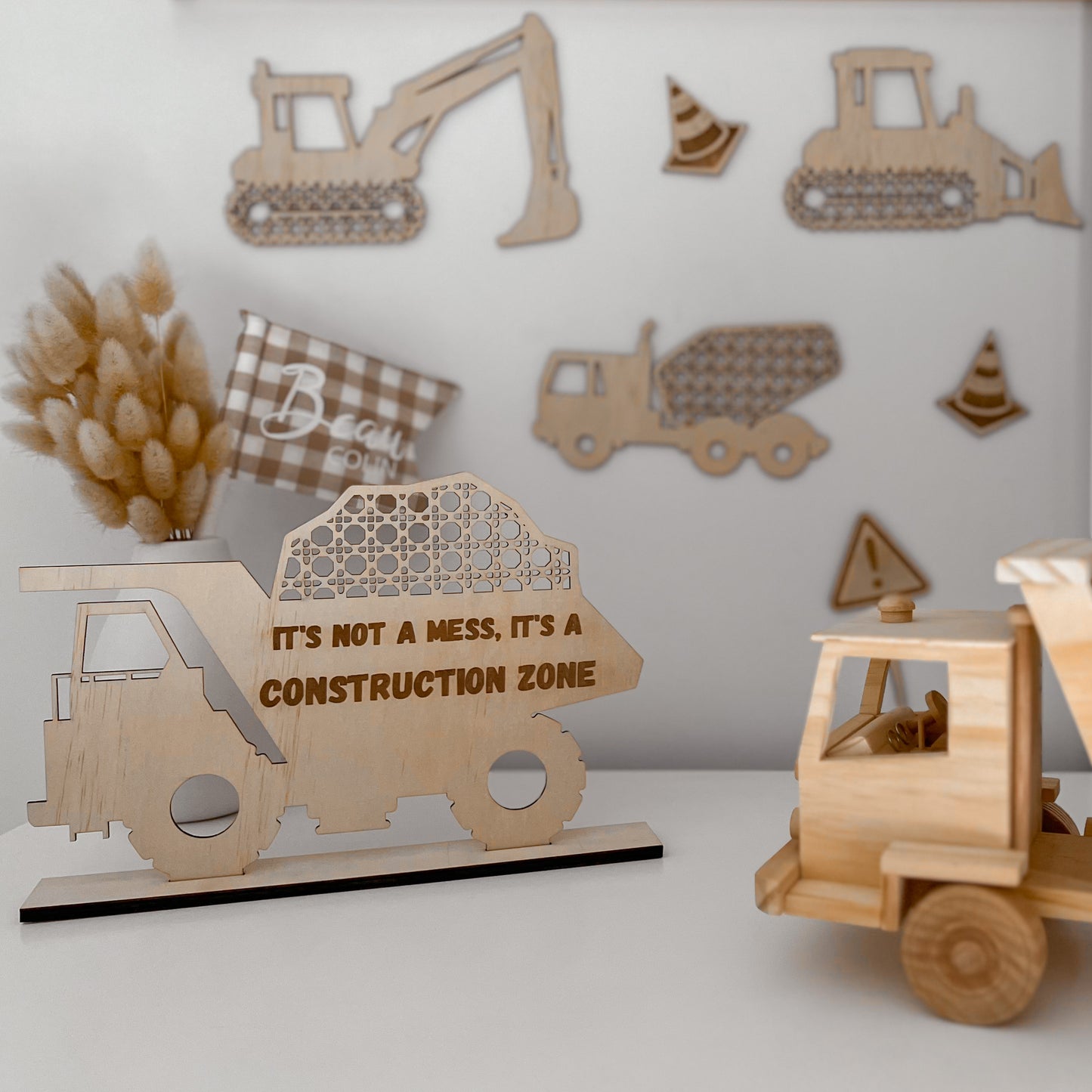 Wooden Rattan Look Construction Decors