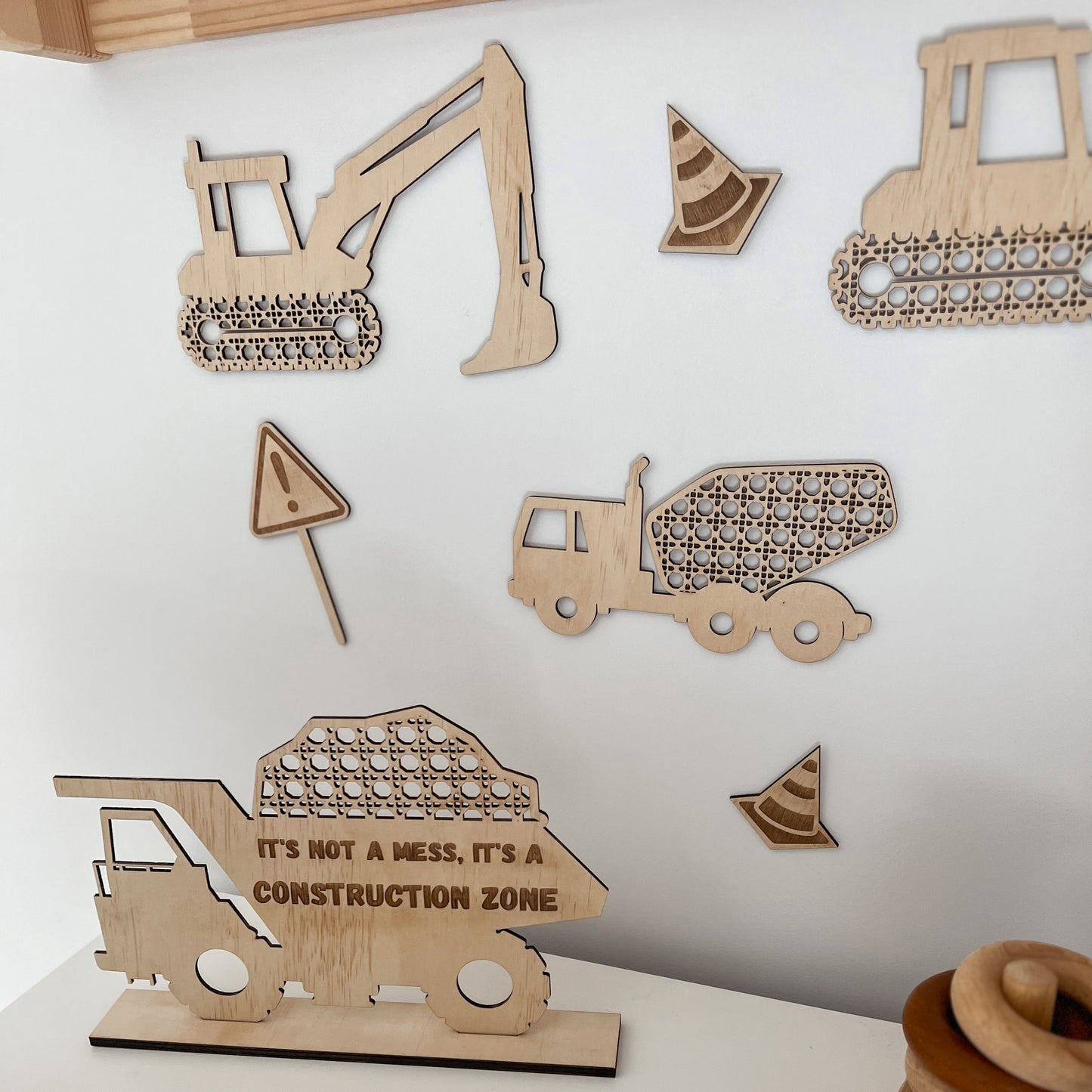 Wooden Rattan Look Construction Decors