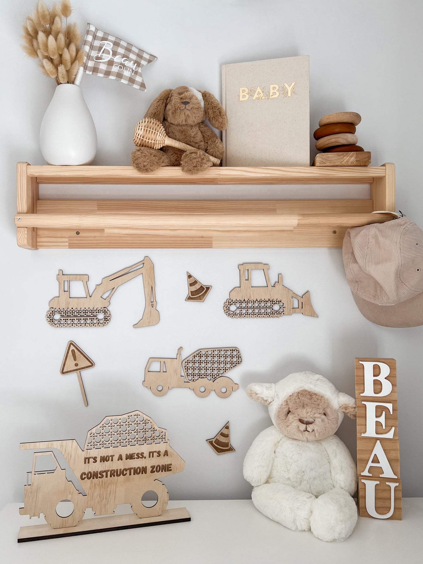 Wooden Rattan Look Construction Decors