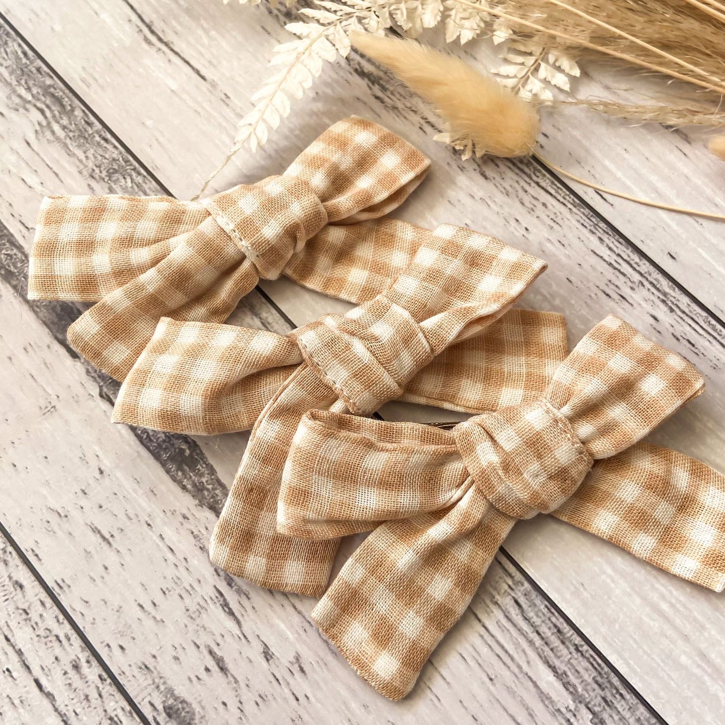 Aubree Bow