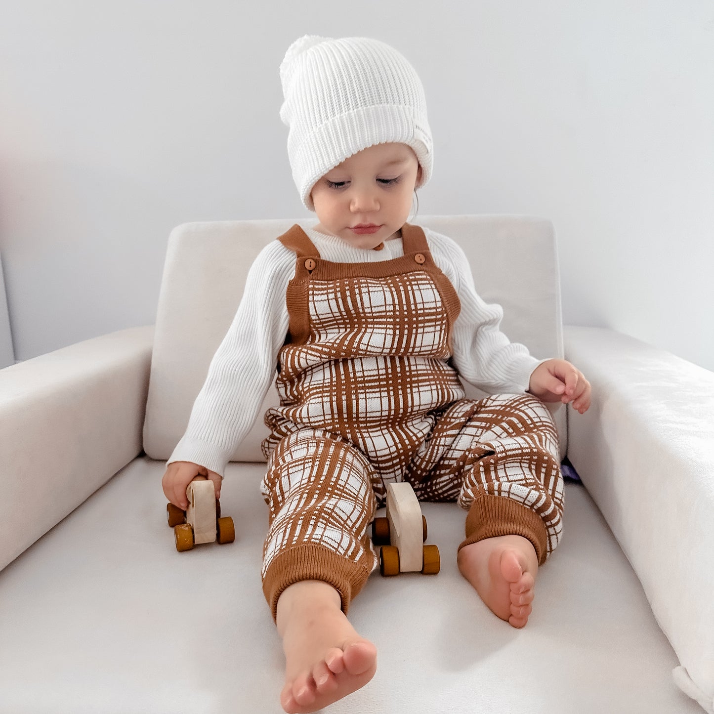 Knit Beanie - White Marshmallow