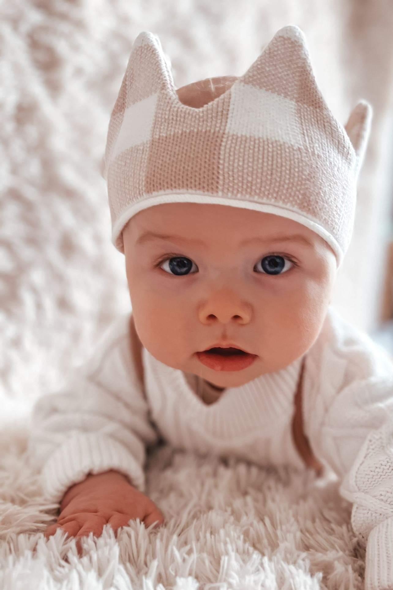 Knit Gingham Crown