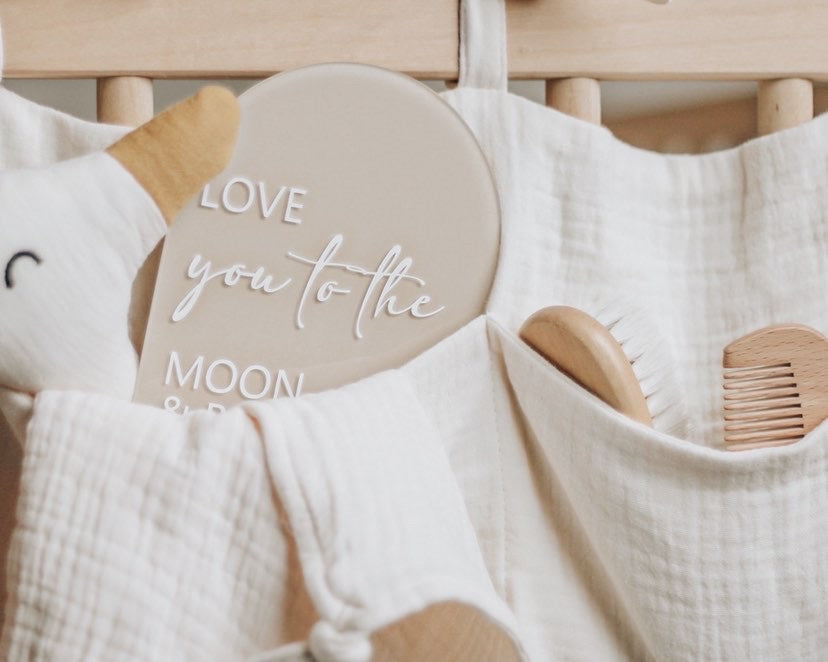 Cotton cot pocket organiser, crib organiser.