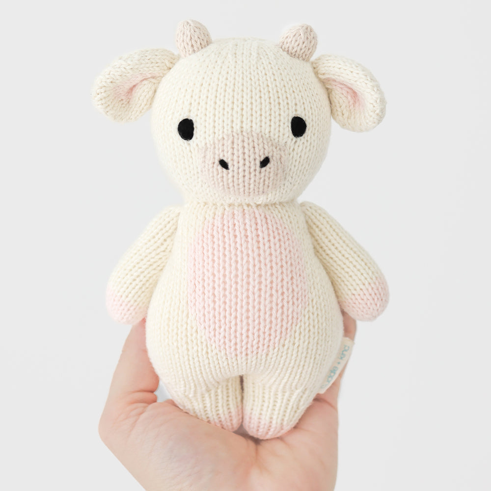 Baby cow (Strawberry)
