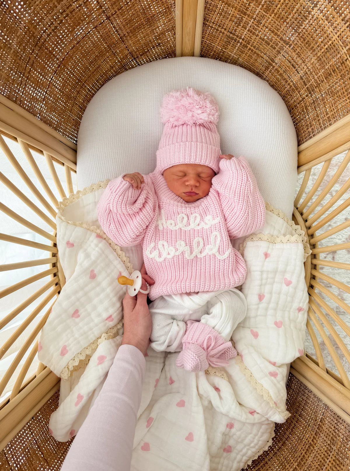 'HELLO WORLD' CHUNKY KNIT JUMPER | Strawberry Milk