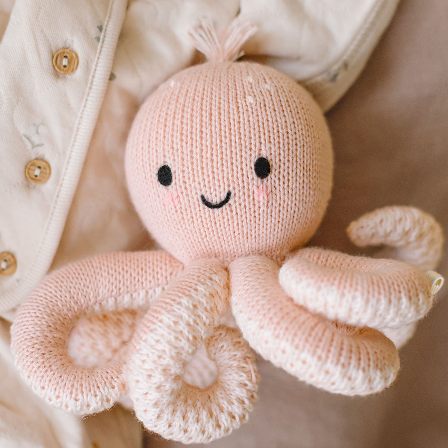 Baby octopus (soft coral pink)
