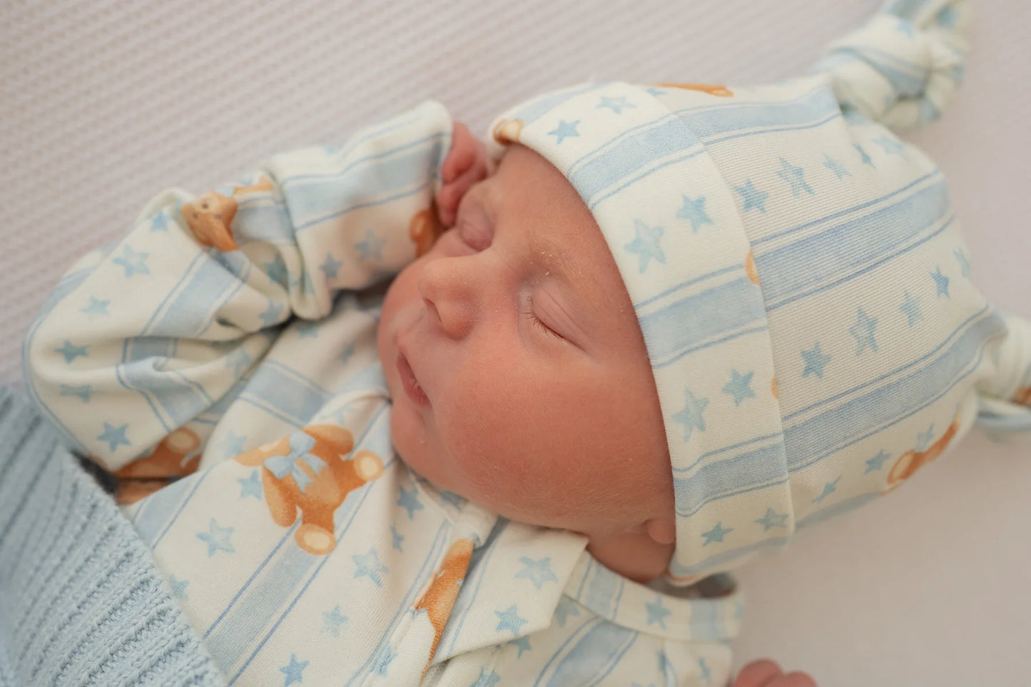 DOUBLE KNOT BEANIE | BLUE TEDDIES