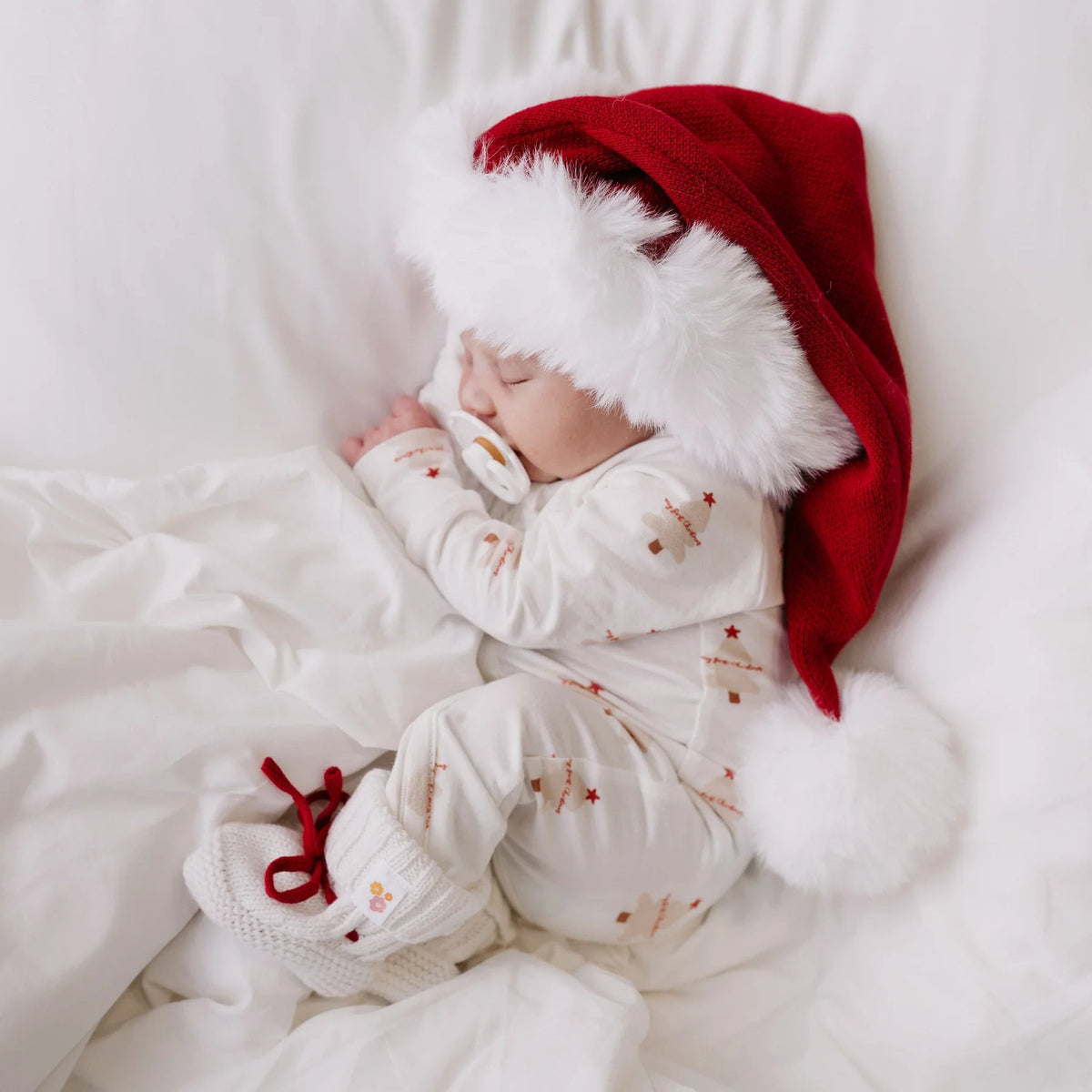 KNIT SANTA HAT | Rudolph Red