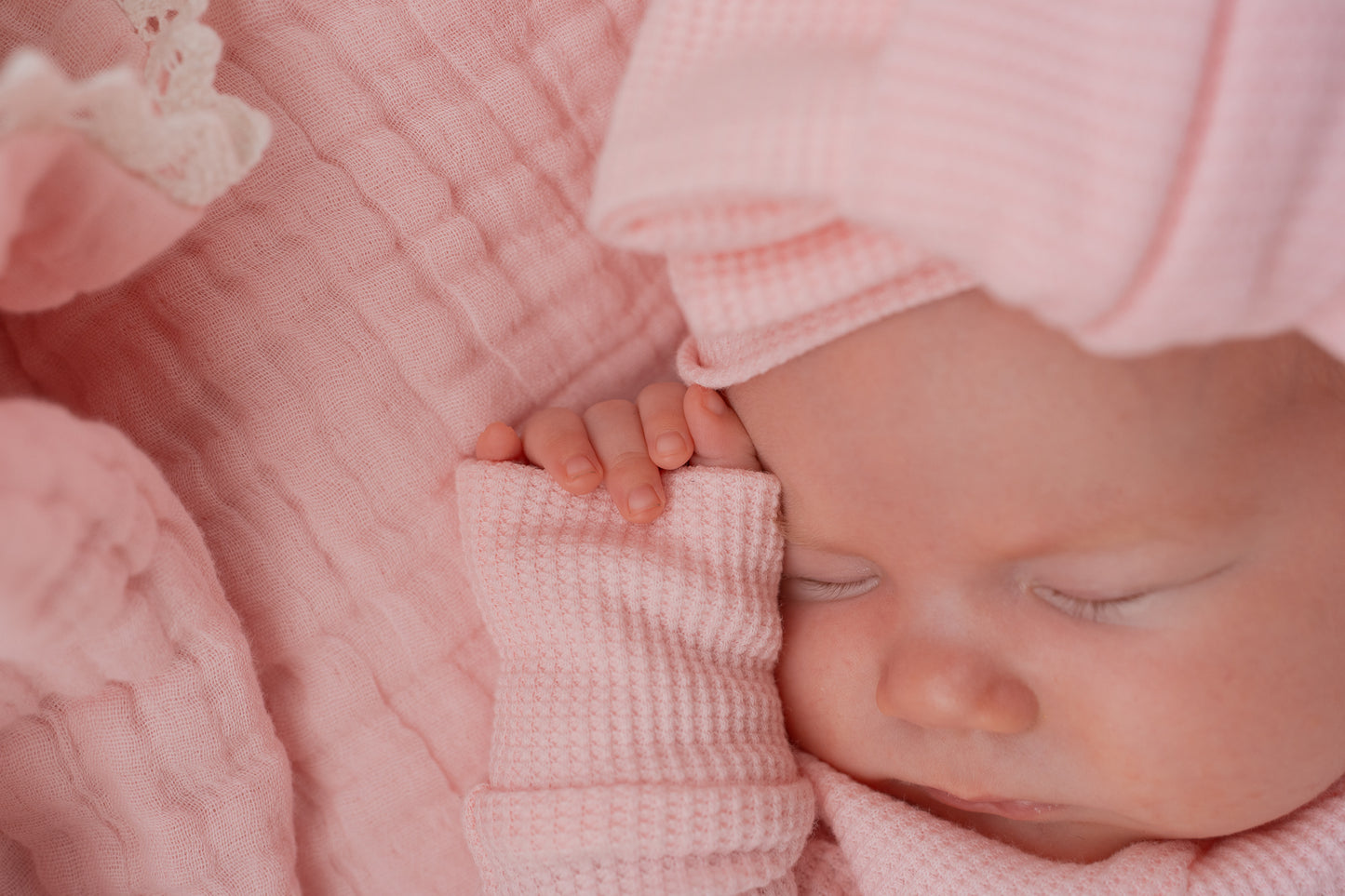 OVERSIZED TOPKNOT | BABY PINK WAFFLE