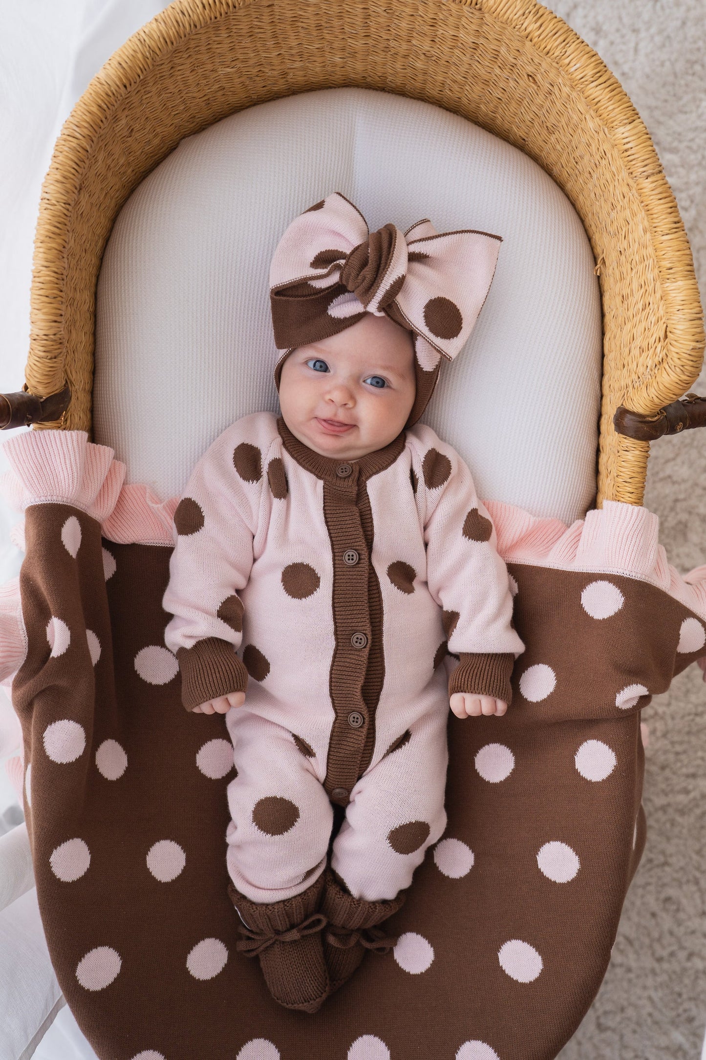 FRILL KNIT BLANKET | Choc Pink Polka
