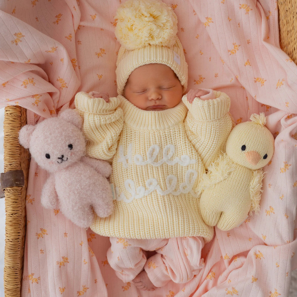 'HELLO WORLD' CHUNKY KNIT JUMPER | Lemon