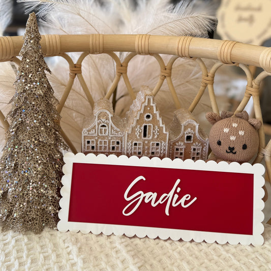Scalloped Name Christmas Plaque | Personalised