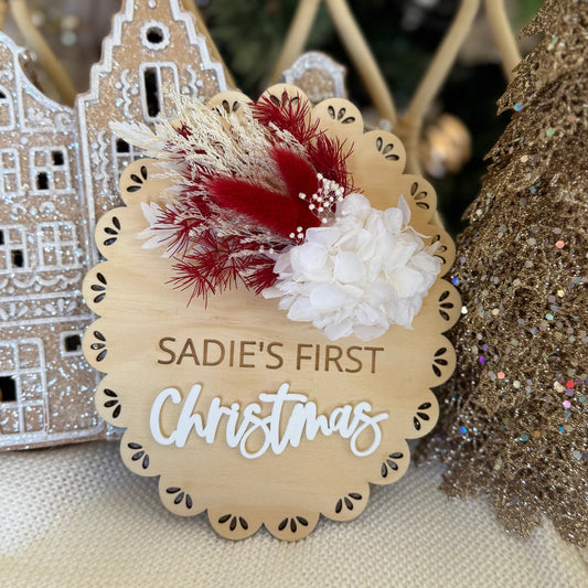 Scalloped First Christmas Plaque with Dried Flowers | Personalised