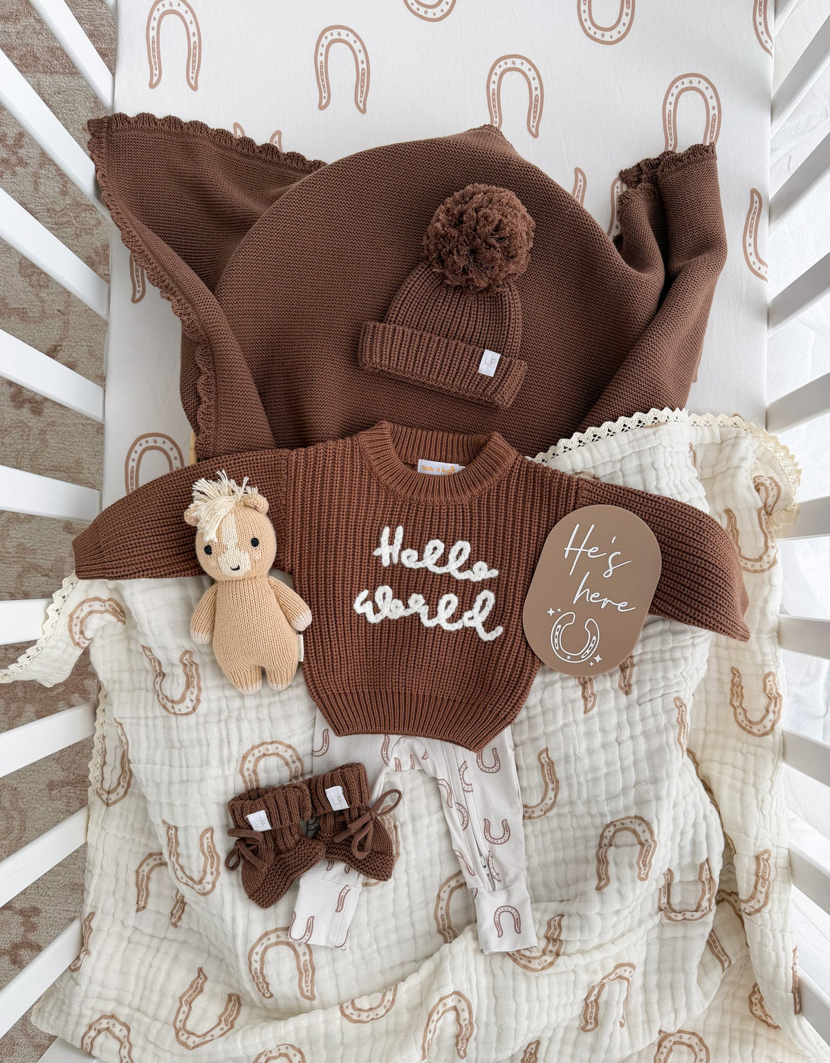 'HELLO WORLD' CHUNKY KNIT JUMPER | Chocolate