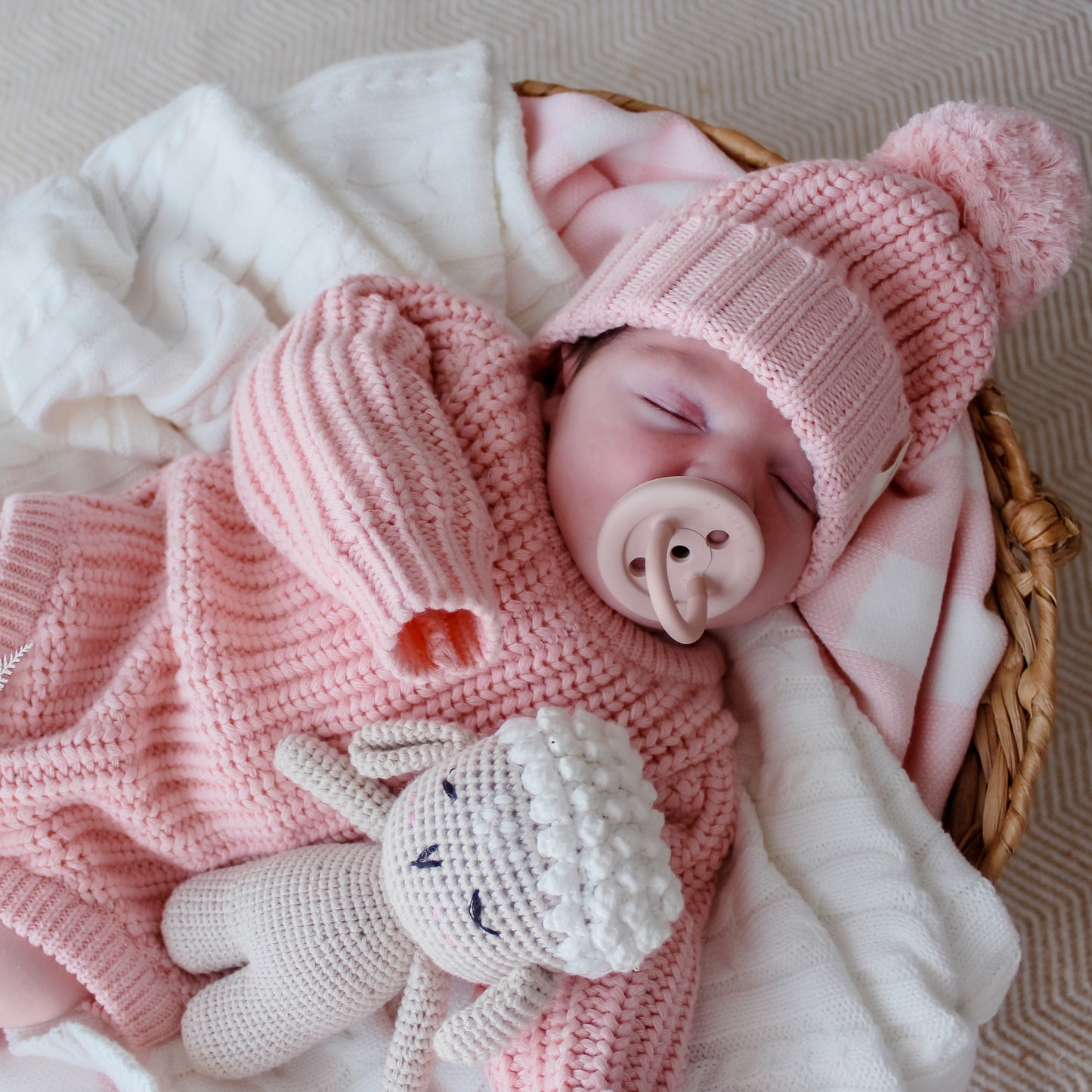 Chunky Knit Beanie - Strawberry
