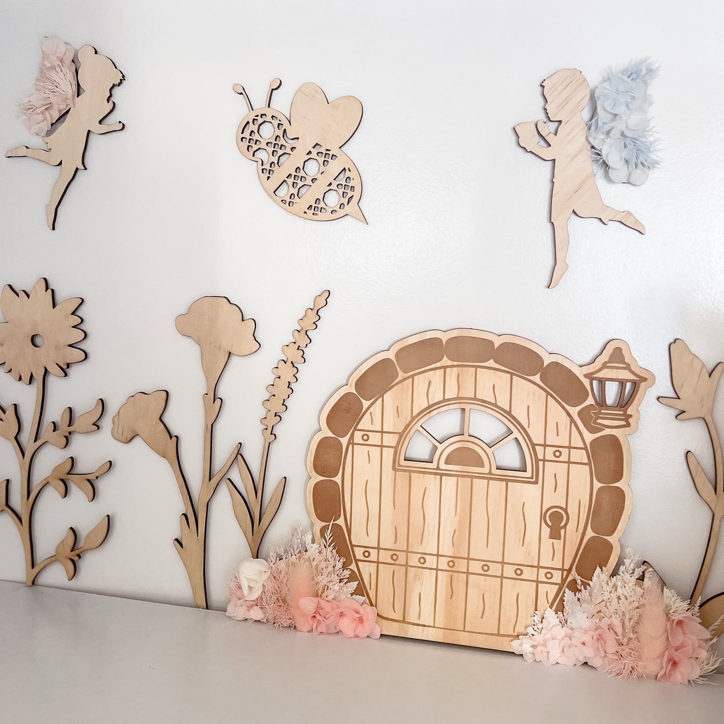 Rattan Look Bumble Bees