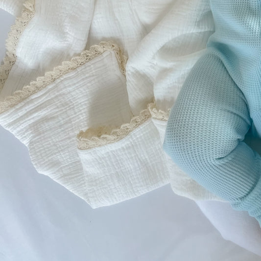 Muslin Crinkle Organic Lace Blanket - Milk