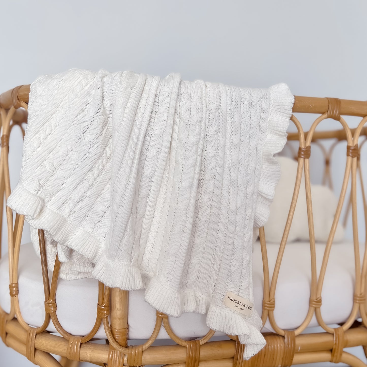 Milk Cable Knit Blanket