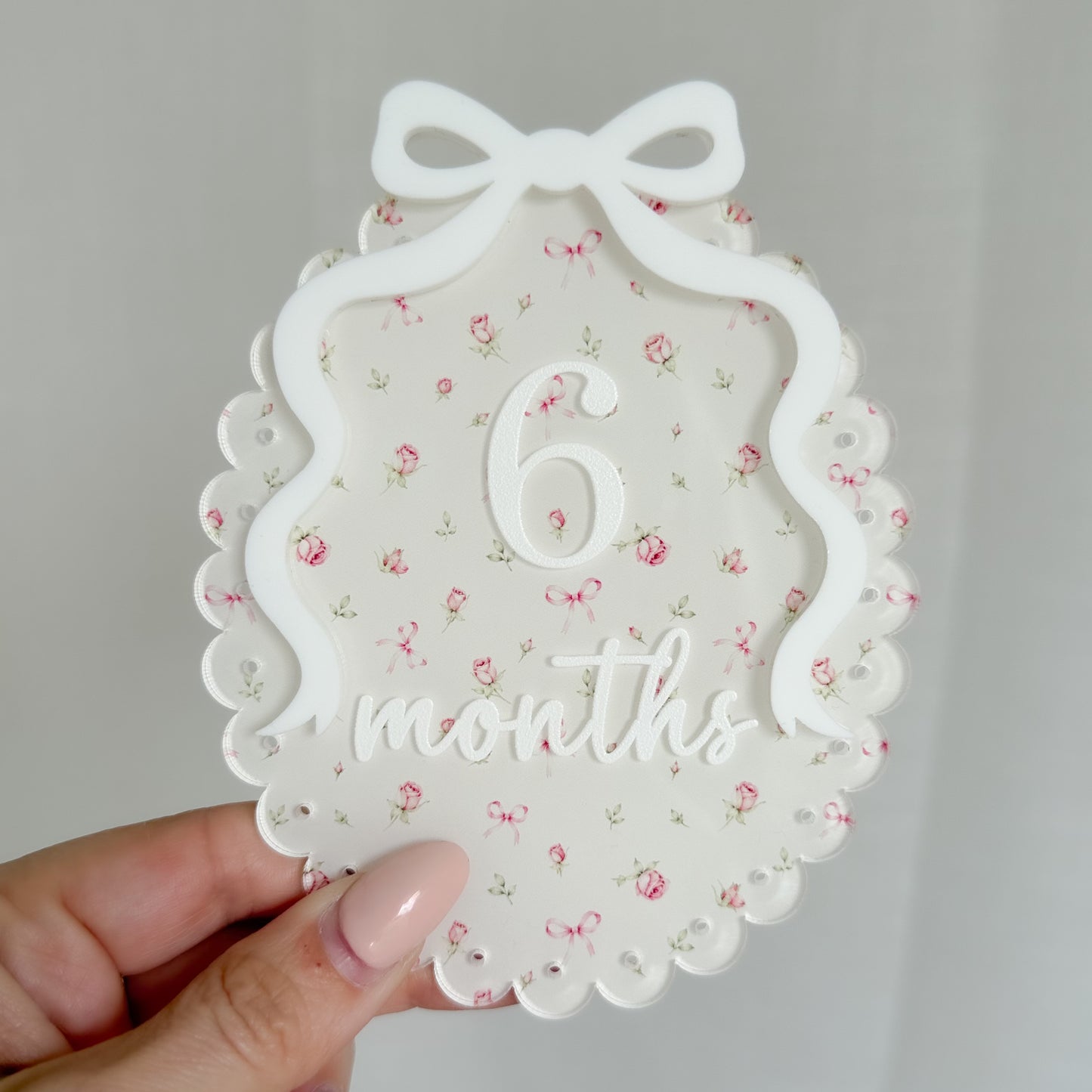 VINTAGE SCALLOP BOW MILESTONE SET OVAL | UV Printed Acrylic