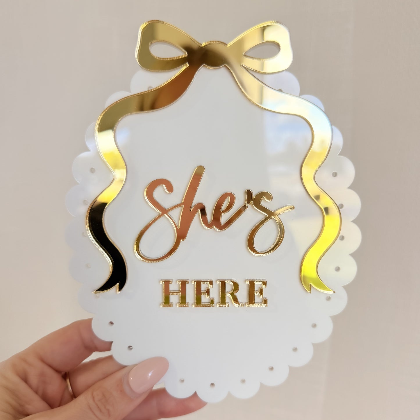 SHE'S HERE VINTAGE BOW BIRTH ANNOUNCEMENT PLAQUE | Scallop Oval Acrylic
