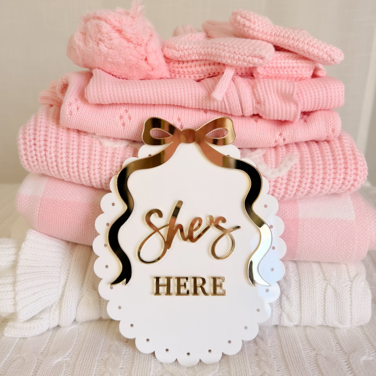 SHE'S HERE VINTAGE BOW BIRTH ANNOUNCEMENT PLAQUE | Scallop Oval Acrylic