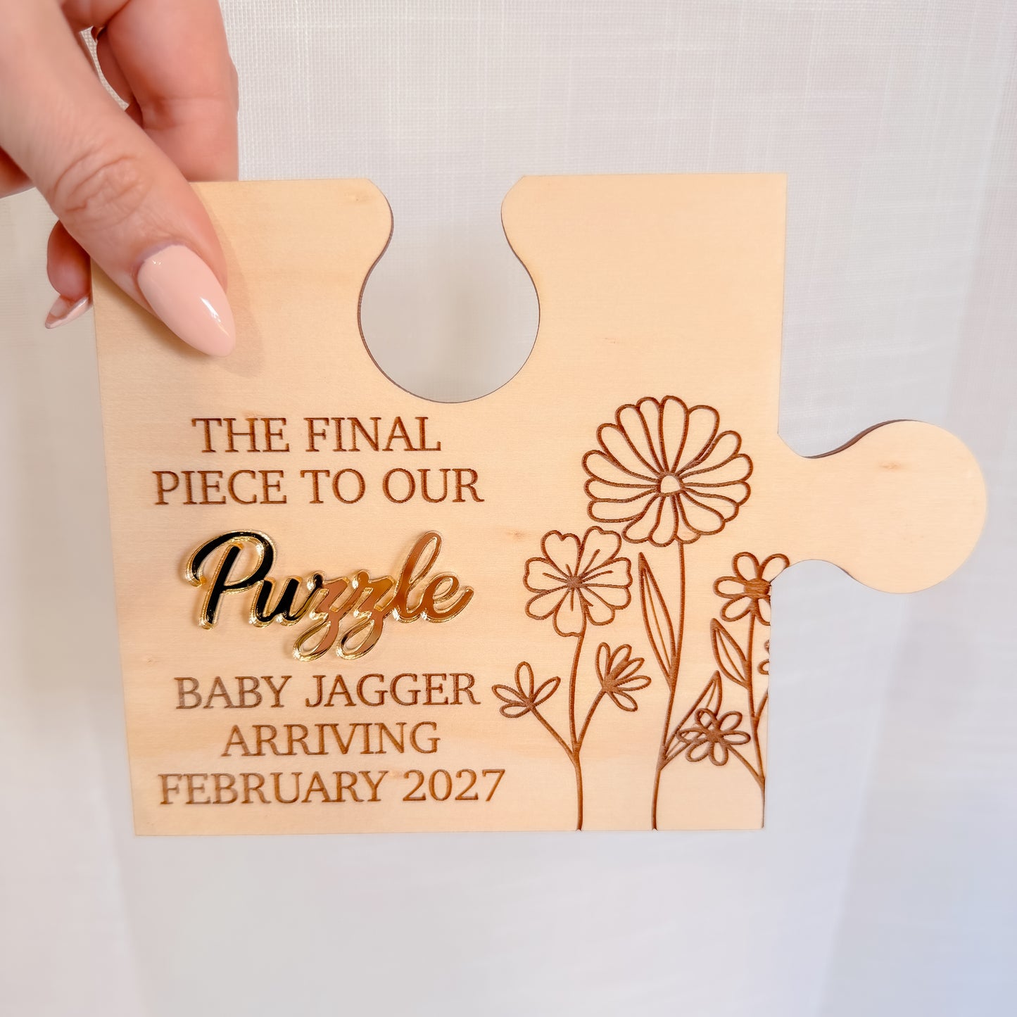 WOODEN PREGNANCY ANNOUNCEMENT PLAQUE | Final Puzzle Piece | Custom Date