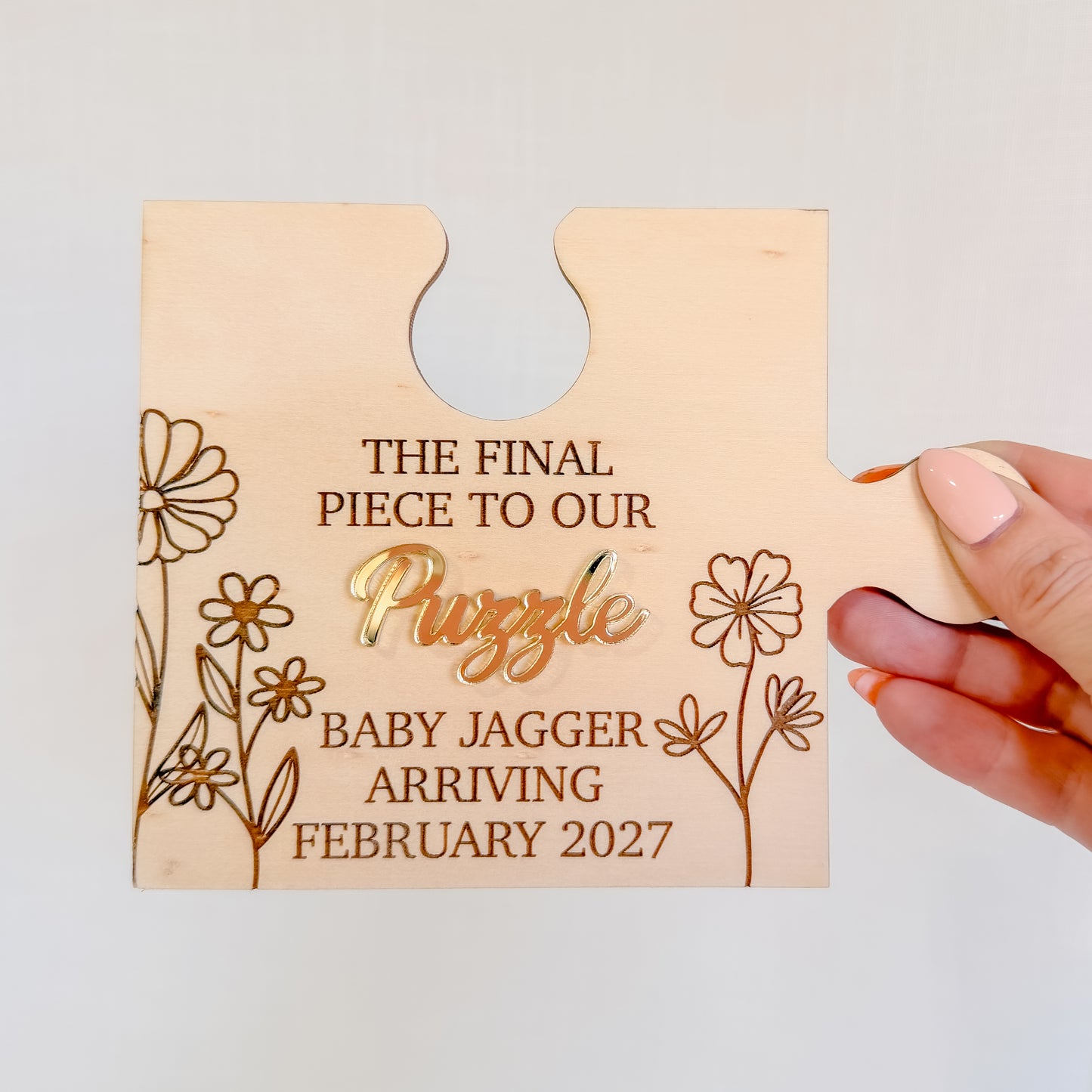 WOODEN PREGNANCY ANNOUNCEMENT PLAQUE | Final Puzzle Piece | Custom Date