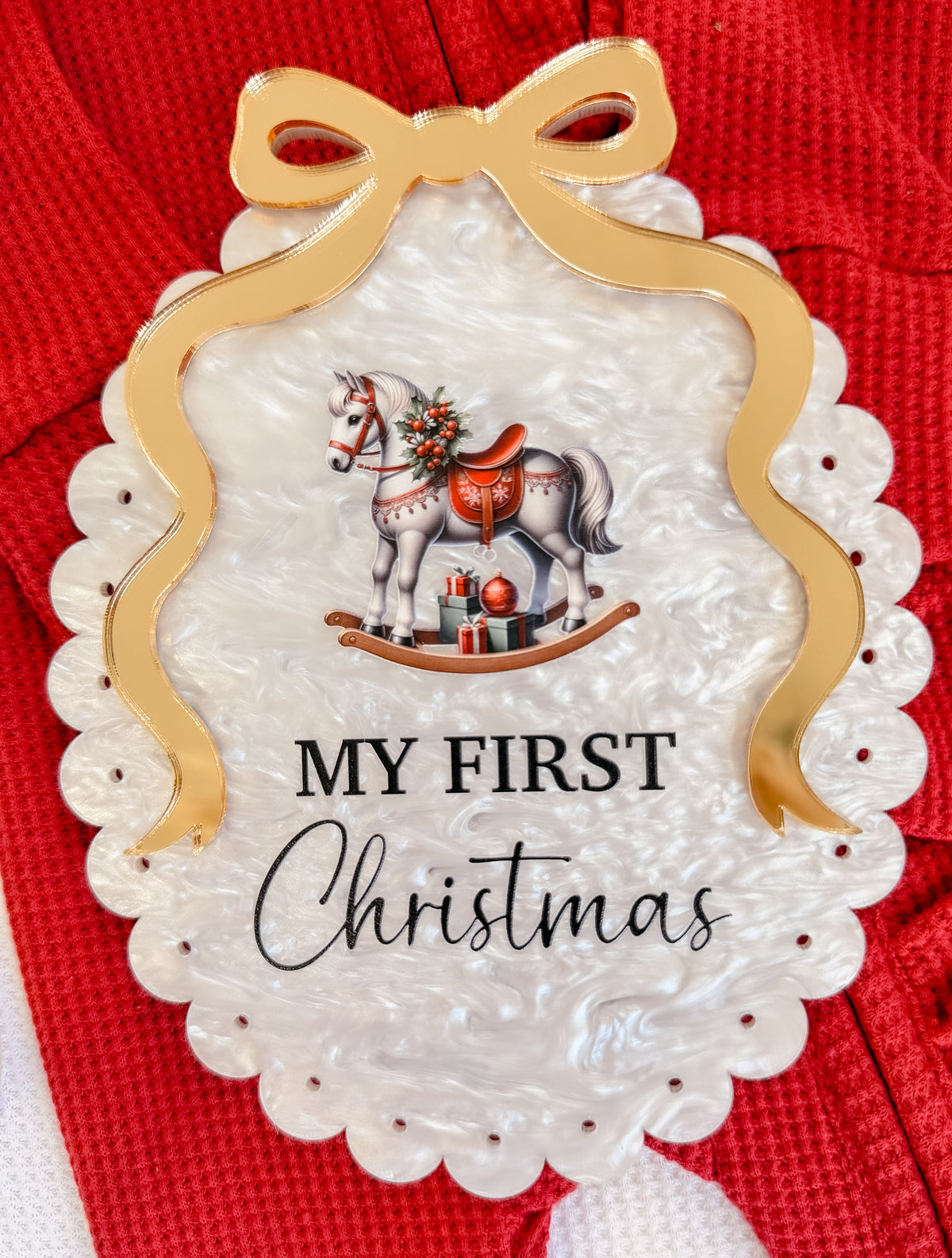 FIRST CHRISTMAS PLAQUE | Personalised | Scalloped Oval with Bow