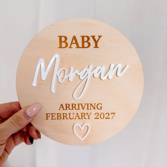 WOODEN PREGNANCY ANNOUNCEMENT PLAQUE | Custom Name & Due Date