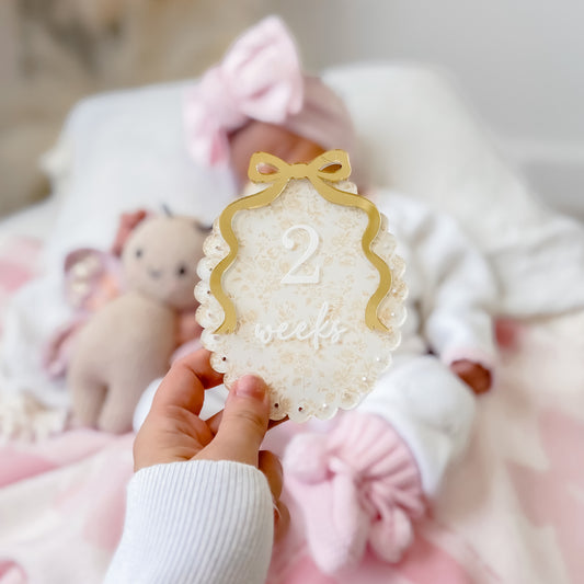 VINTAGE BOW MILESTONE SET | SCALLOP OVAL | UV Printed Acrylic